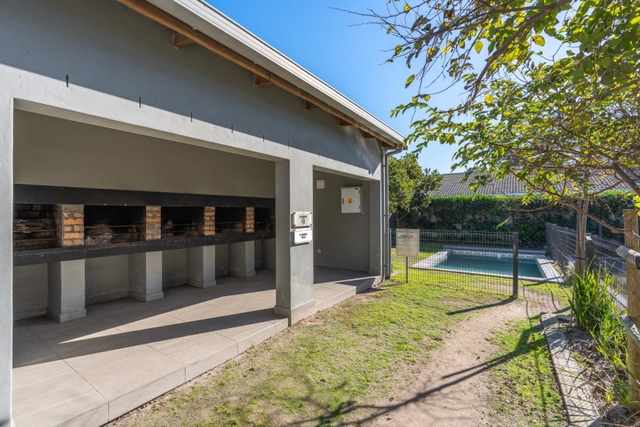 2 Bedroom Property for Sale in Edgemead Western Cape